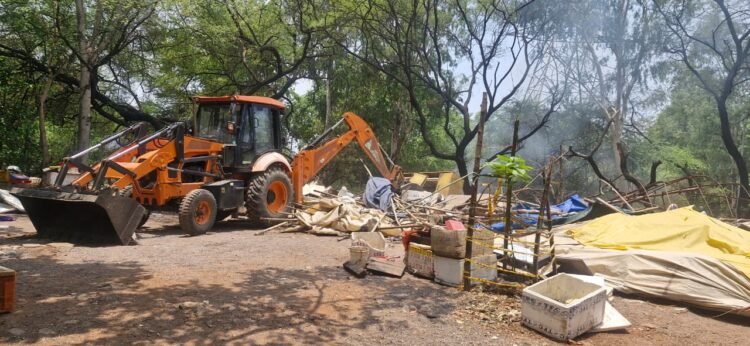 हनोदा माइनर नहर क्षेत्र में अतिक्रमण हटाने की बड़ी कार्रवाई, जल संसाधन विभाग और रिसाली निगम के संयुक्त अभियान में शासकीय भूमि कराई गई अतिक्रमण मुक्त