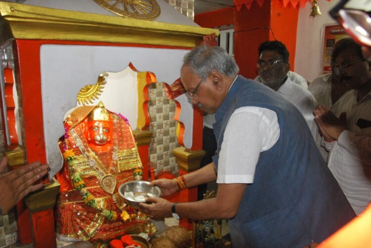 प्रधानमंत्री नरेंद्र मोदी के सुशासन के ऐतिहासिक 4399 दिनों का महायज्ञ: सांसद बृजमोहन अग्रवाल ने किया हनुमान पूजन