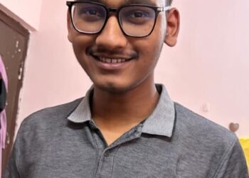 प्रांजल जैन रावत ने जे ई ई मेन्स में सफलता का परचम लहराया