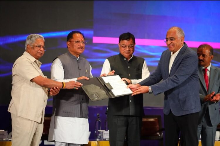 छत्तीसगढ़ में निवेश के लिए बिछा रेड कारपेट, 9,580 करोड़ रुपये के मिले प्रस्ताव,इन्वेस्टर कनेक्ट में हैदराबाद के निवेशकों को मुख्यमंत्री साय का न्योता