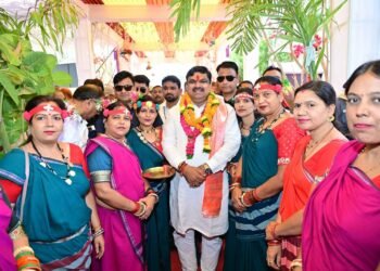जन्मदिन पर उमड़ा जनसैलाब, मिला जनता का अपार स्नेह