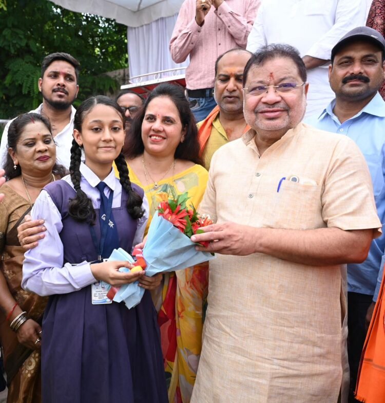 शाला प्रवेशोत्सव के साथ विकास की शुरुआत, कुशालपुर में 70 लाख के कार्यों का शुभारंभ