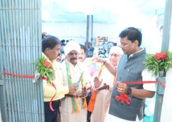 सहकारिता के क्षेत्र में नारायणपुर को बड़ी सौगात : मंत्री केदार कश्यप ने जिला सहकारी केंद्रीय बैंक की नवीन शाखा का किया लोकार्पण