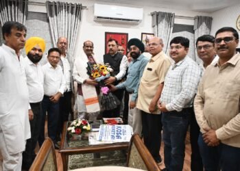लोकसभा अध्यक्ष ओम बिरला से CAIT प्रतिनिधिमंडल की सौजन्य भेंट, मर पारवानी के नेतृत्व में हुई मुलाकात