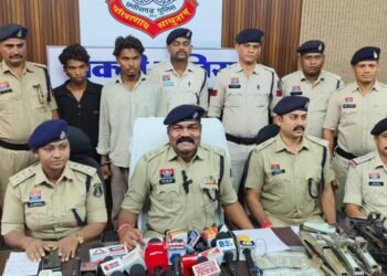 प्रेम प्रसंग बना अपराध की वजह, नाबालिग ने गुस्से में दर्जनों कारों को बनाया निशाना