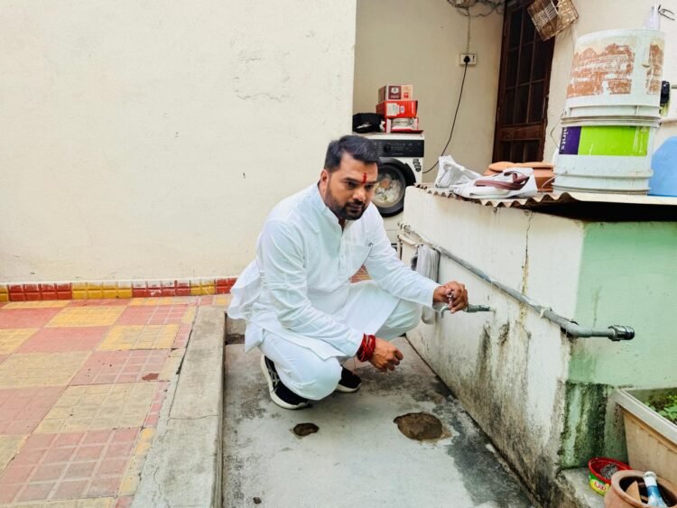 नल कनेक्शन पर 200 गुना जुर्माना जनता पर ट्रिपल अटैक- नेता प्रतिपक्ष
