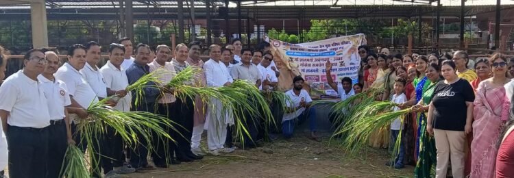 युवा परिषद् प्रतापनगर सम्भाग द्वारा स्वर्ण जयन्ती वर्ष के अन्तर्गत, जीवदया सेवार्थ संकल्पपथ पावन हुआ
