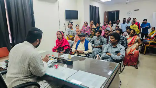 रायपुर में जल संकट पर फूटा लोगों का गुस्सा, नेता प्रतिपक्ष से लगाई गुहार