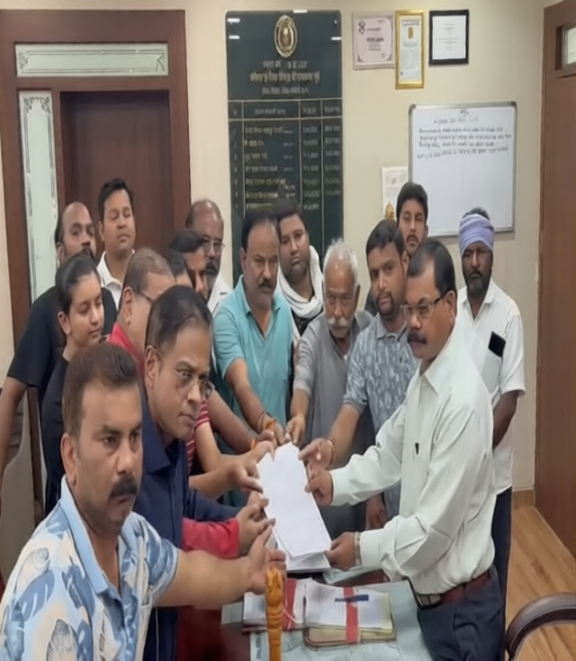 प्रदीप सोनी हत्याकांड में उबाल, पीड़ित परिवार ने कलेक्टर को सौंपा ज्ञापन