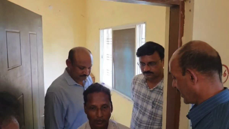 कोंडागांव में ACB का बड़ा एक्शन, तहसीलदार का रीडर 10 हजार की रिश्वत लेते रंगेहाथ गिरफ्तार