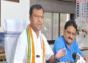 सीएम हाउस की बैठक को लेकर बैज का बड़ा दावा, मंत्रियों और मुख्यमंत्री में हुआ घमासान