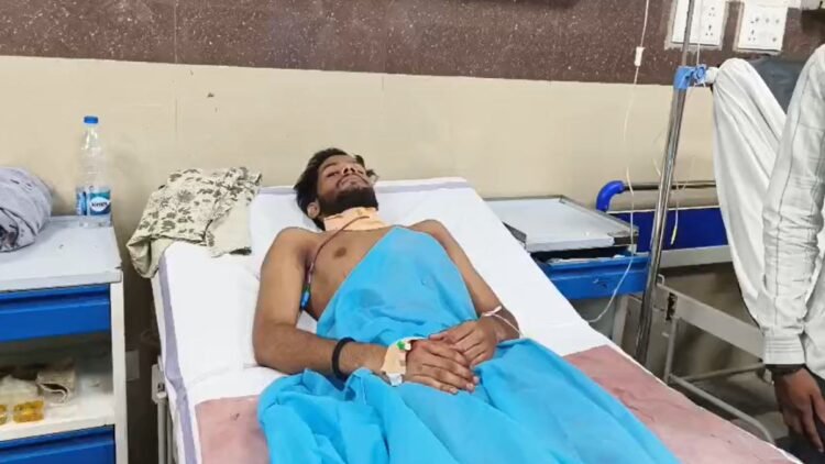 एलएलबी परीक्षा के बाद विवाद, छात्र पर ब्लेड से हमला कर आरोपी फरार