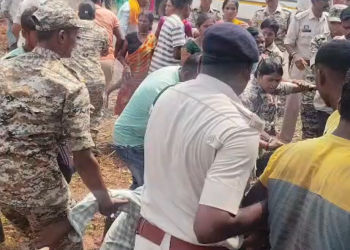 बस्तर में जमीन विवाद ने लिया उग्र रूप, ग्रामीणों ने आरआई और जमीन मालिक से की मारपीट