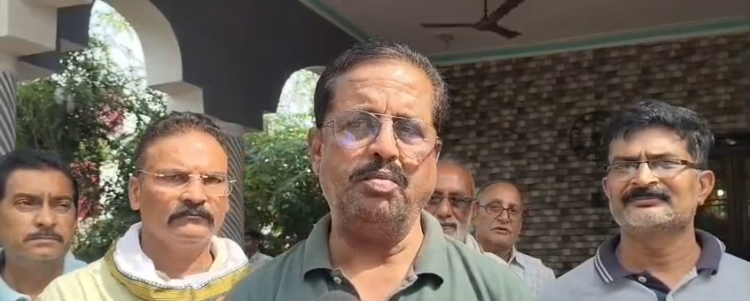 कोरिया हत्याकांड से सुलगा आक्रोश, परिजनों ने आरोपियों के एनकाउंटर की उठाई मांग