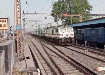 रायपुर मंडल के भाटापारा-हथबंध स्टेशनों के मध्य तीसरी लाइन सेक्शन में ऑटो सिग्नलिंग हेतु एनआई का कार्य किया जायेगा। इस कार्य के फलस्वरूप कुछ गाड़ियों का परिचालन प्रभावित