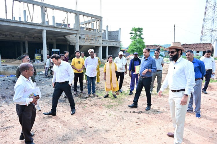 दुलदुला और बंदरचुवा में आधुनिक बस स्टैंड निर्माण कार्य तेज, यात्रियों को जल्द मिलेगी बेहतर सुविधा