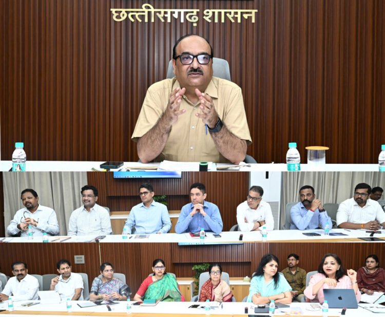 मुख्य सचिव विकासशील की सख्ती, बैकलॉग भर्ती और योजनाओं की मॉनिटरिंग तेज करने के निर्देश