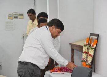 भिलाई इस्पात संयंत्र में प्रख्यात पंडवानी गायिका पद्म विभूषण तीजन बाई को भावभीनी श्रद्धांजलि अर्पित की गई