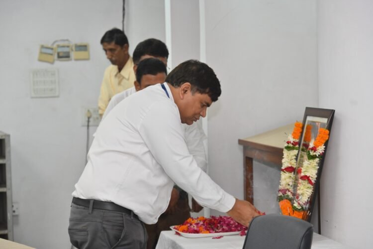 भिलाई इस्पात संयंत्र में प्रख्यात पंडवानी गायिका पद्म विभूषण तीजन बाई को भावभीनी श्रद्धांजलि अर्पित की गई
