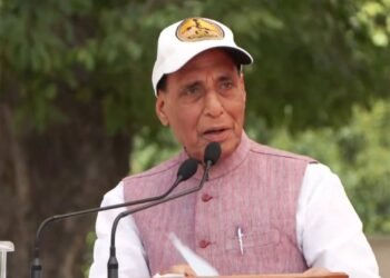 रक्षा मंत्री राजनाथ सिंह ने ‘शौर्य विजय यात्रा’ को दिखाई हरी झंडी, कहा-‘ऑपरेशन विजय साहस और देशभक्ति का अमर अध्याय’
