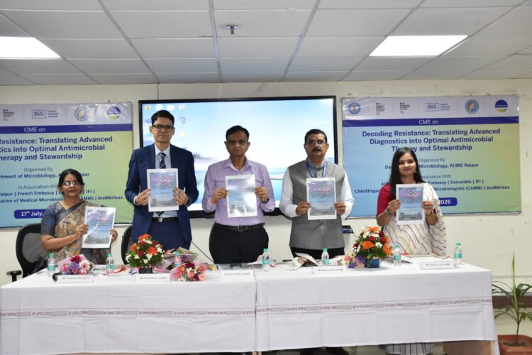 एम्स रायपुर में एंटीमाइक्रोबियल रेजिस्टेंस पर राज्य स्तरीय कार्यशाला एवं सतत चिकित्सा शिक्षा (CME) का आयोजन