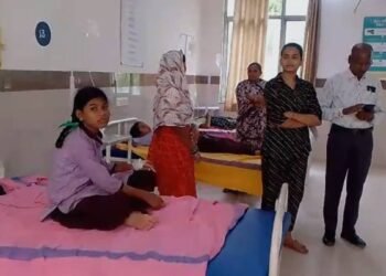 कस्तूरबा छात्रावास में 15 छात्राओं की अचानक बिगड़ी तबीयत, फूड पॉइजनिंग की आशंका