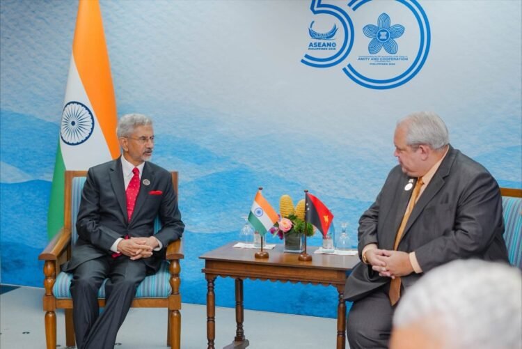 विदेश मंत्री एस जयशंकर ने पापुआ न्यू गिनी, ब्रुनेई के विदेश मंत्रियों के साथ की द्विपक्षीय वार्ता