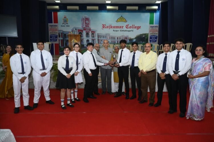 राजकुमार कॉलेज में अंतर्दलीय हिंदी काव्यपाठ, भाषण एवं वाद-विवाद प्रतियोगिता का समापन