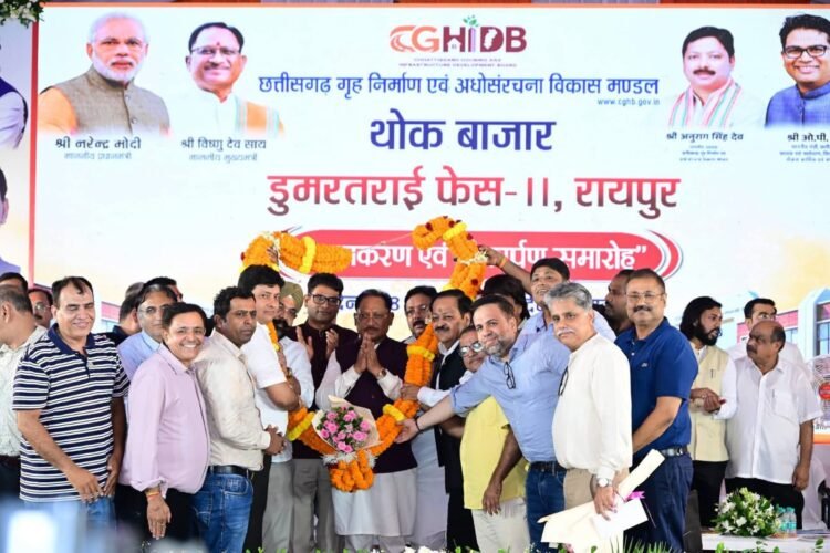 मुख्यमंत्री विष्णुदेव साय की मौजूदगी में आयोजित समारोह में शामिल हुआ छत्तीसगढ़ चेम्बर ऑफ कॉमर्स का प्रतिनिधिमंडल