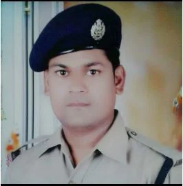 राजनांदगांव स्टेशन पर RPF जवान ने बचाई यात्री की जान, बड़ा हादसा टला