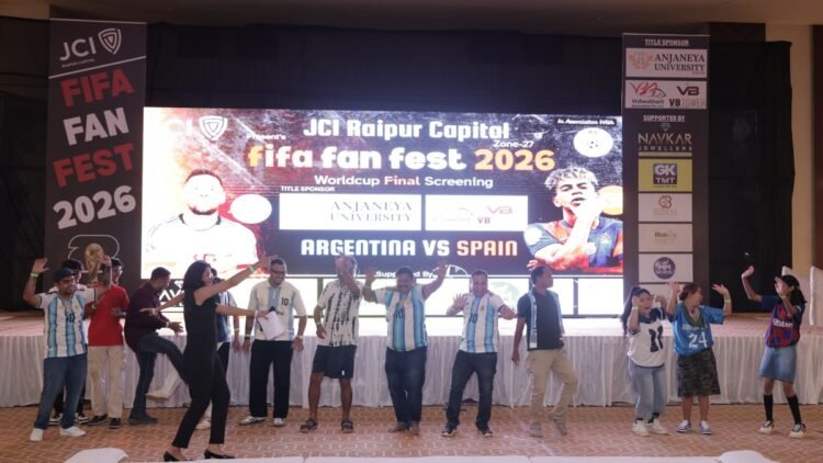 रायपुर में FIFA World Cup Final का रोमांच, JCI फैन फेस्ट में उमड़ी भीड़
