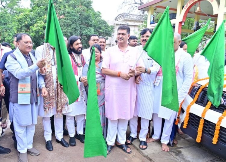 मुख्यमंत्री साय ने भारतीय कुष्ठ निवारक संघ आश्रम में सेवा, स्वास्थ्य एवं पुनर्वास कार्यों का किया अवलोकन