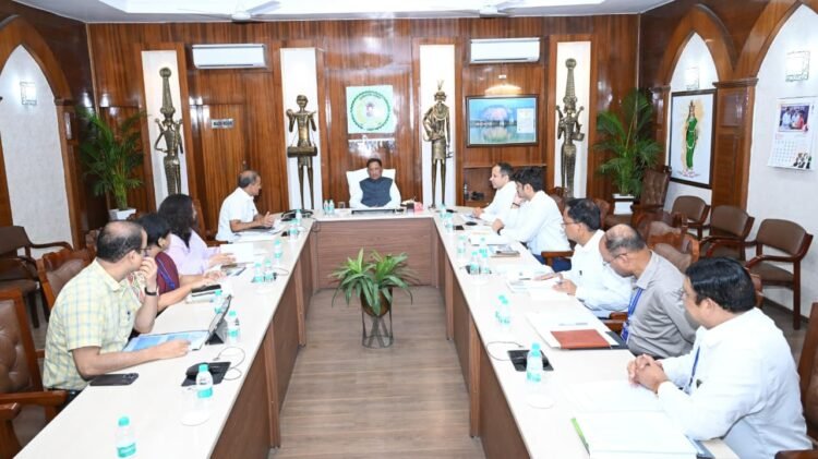 मुख्यमंत्री साय ने खरीफ-2026 एवं संभावित अल्प वर्षा की तैयारियों की उच्चस्तरीय समीक्षा की,कहा-अल्प वर्षा की हर चुनौती से निपटने के लिए सरकार पूरी तरह तैयार