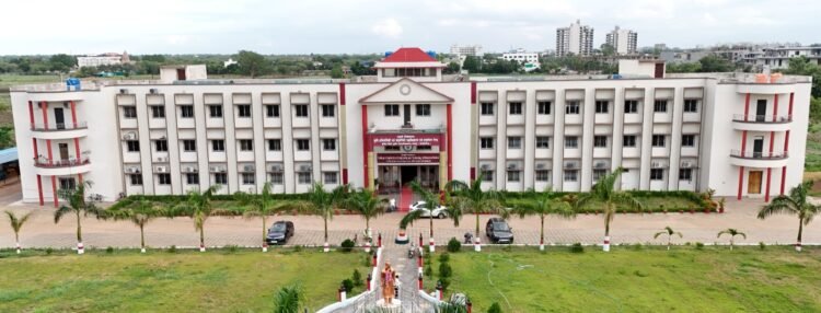 इंदिरा गांधी कृषि विश्वविद्यालय में B-Tech – पाठ्यक्रमों हेतु ऑनलाइन काउंसिलिंग प्रारंभ