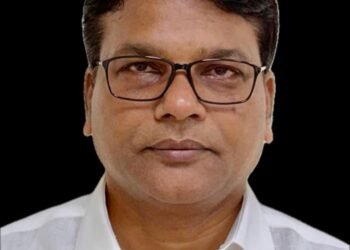 प्रधान मुख्य वाणिज्य प्रबंधक को रेलमंत्री राजभाषा पुरस्कार