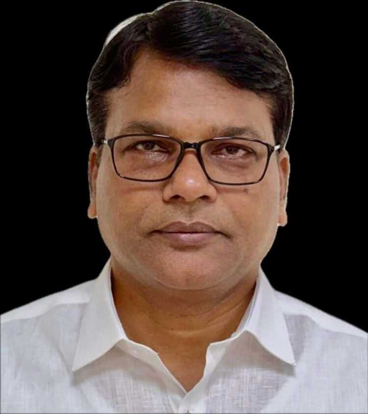 प्रधान मुख्य वाणिज्य प्रबंधक को रेलमंत्री राजभाषा पुरस्कार