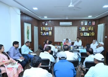 महापौर मीनल चौबे की सख्ती, अधिकारियों को जनसमस्याओं का त्वरित समाधान करने के निर्देश