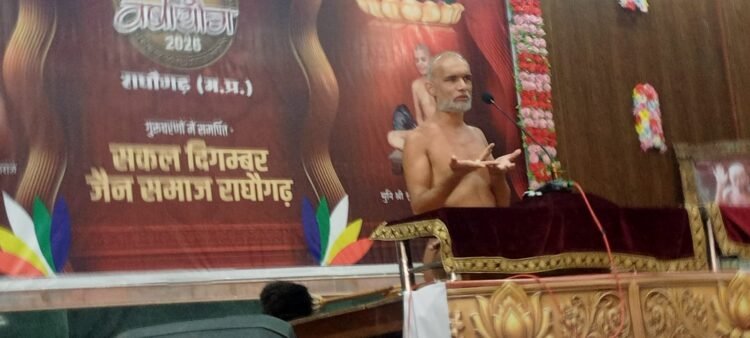 श्रेष्ठ अभिभावक बन माता-पिता बच्चों को संस्कारित करें