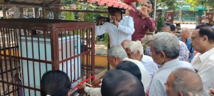 महावीर पार्क में लगा वाटर कूलर, मॉर्निंग वॉक करने वालों को मिलेगी ठंडे पानी की सुविधा
