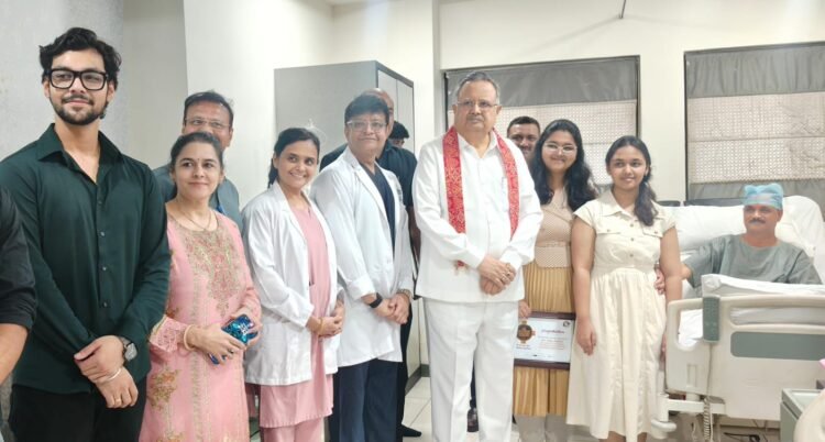 श्री मेडिशाइन हॉस्पिटल में वरिष्ठ ईएनटी विशेषज्ञ डॉ. अनुज जाऊलकर का सफल उपचार