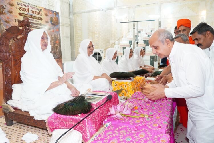 शाश्वत तीर्थ अयोध्या बडी मूर्तिजैन मन्दिर में सर्वोच्च साध्वी गणिनी प्रमुख श्री ज्ञानमती माताजी ससंघ ने किया वर्षायोग स्थापना