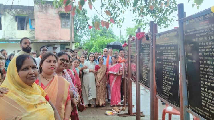 3 करोड़ 27 लाख 52 हजार का भूमिपूजन, रिसाली का दशहरा मैदान 2 करोड़ से संवरेगा