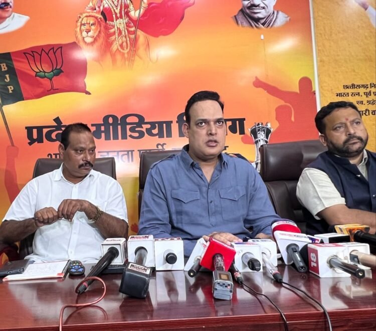 नीट परीक्षा को लेकर युवाओं की हितैषी बनने का पाखण्ड प्रदर्शित कर रही कांग्रेस : श्रीवास