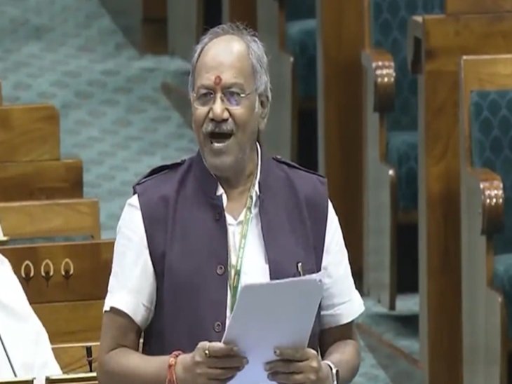 युवा उद्यमिता, नवाचार और स्वरोजगार की सरकारी योजनाओं का उठाएं अधिकतम लाभ: बृजमोहन अग्रवाल