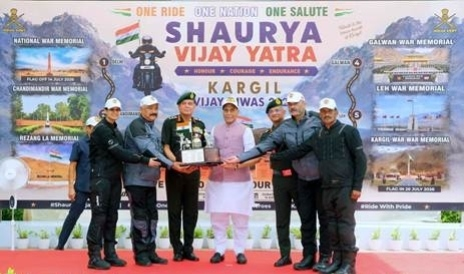 कारगिल के शहीदों को नमन, राजनाथ बोले- हर दुस्साहस का मिलेगा जवाब