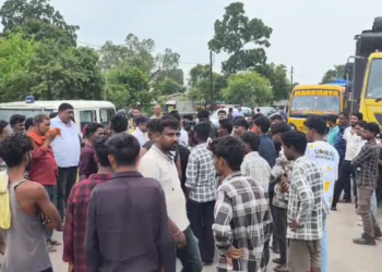 कोरबा में दर्दनाक हादसा: टैंकर की टक्कर से सगे भाई-बहन की मौत, एक नाबालिग गंभीर