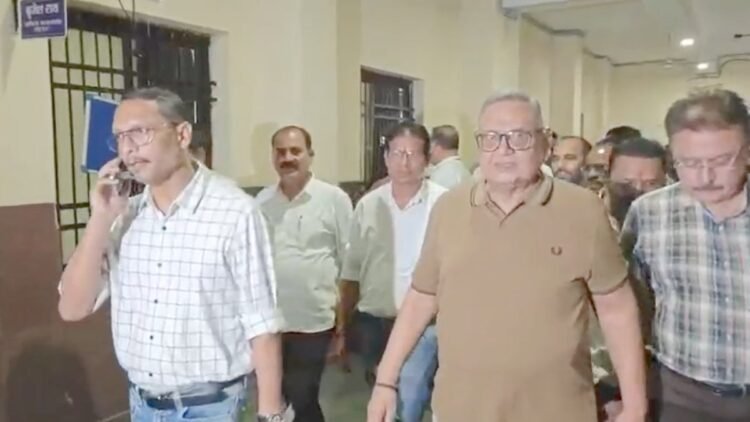 रामगोपाल अग्रवाल की बढ़ीं मुश्किलें, EOW ने आबकारी घोटाले में किया गिरफ्तार