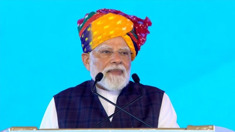 भारत की पहली हाइड्रोजन ट्रेन दुनिया की सबसे शक्तिशाली हाइड्रोजन-पावर्ड ट्रेन: पीएम मोदी