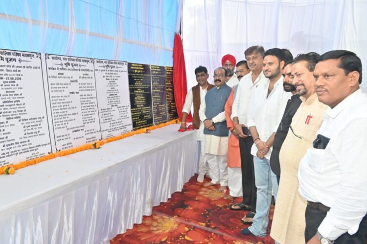 उप मुख्यमंत्री अरुण साव ने 32 करोड़ के कार्यों का किया भूमिपूजन