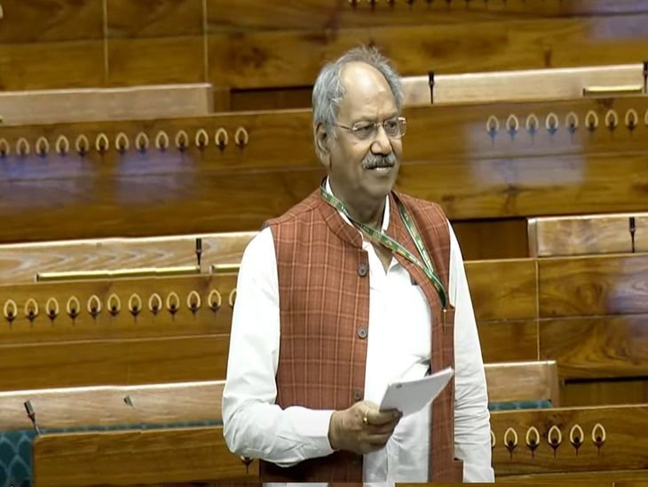 लोकसभा में सांसद बृजमोहन अग्रवाल की पहल रंग लाई; भारत टेक्स 2026 से छत्तीसगढ़ के बुनकरों को मिलेगा वैश्विक अवसर